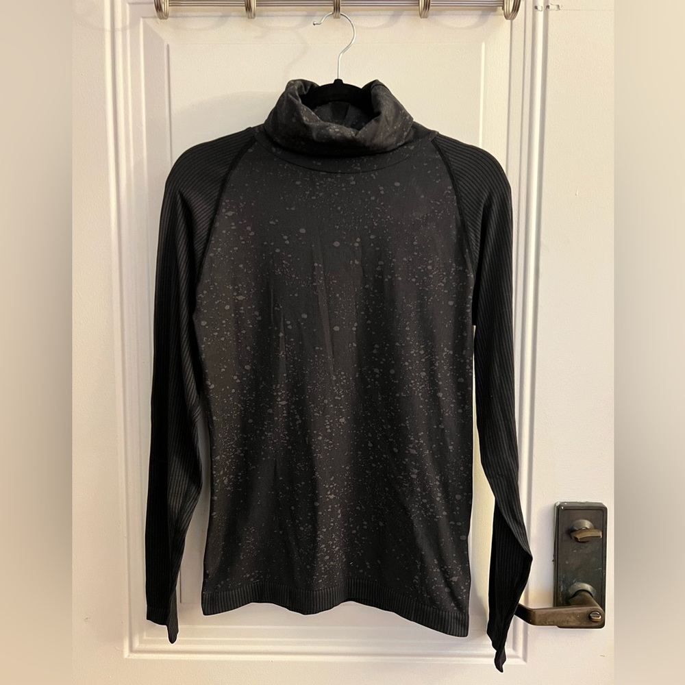 Varley Turtleneck Pullover